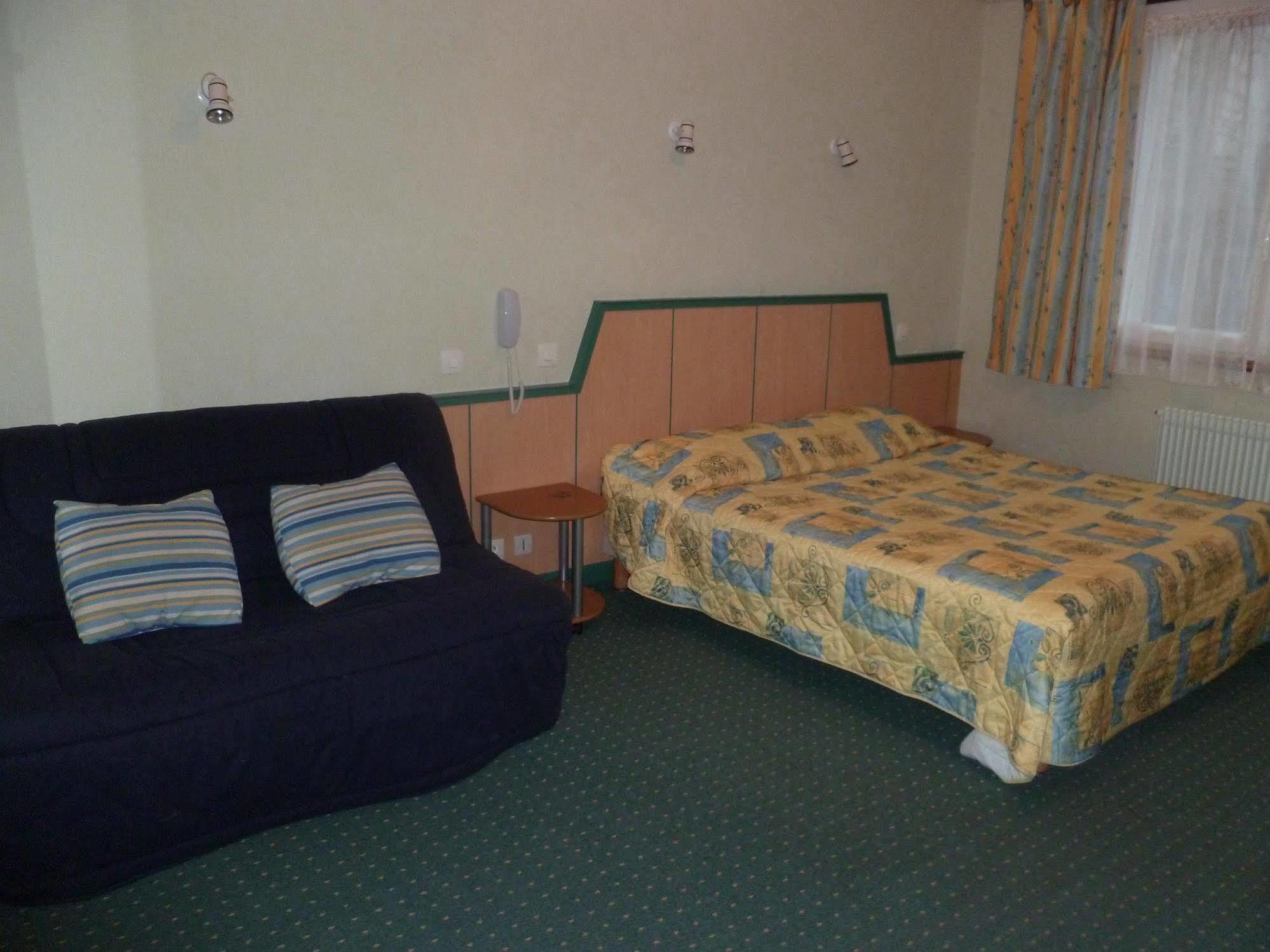 Hotel Rive Sud Chinon Ngoại thất bức ảnh