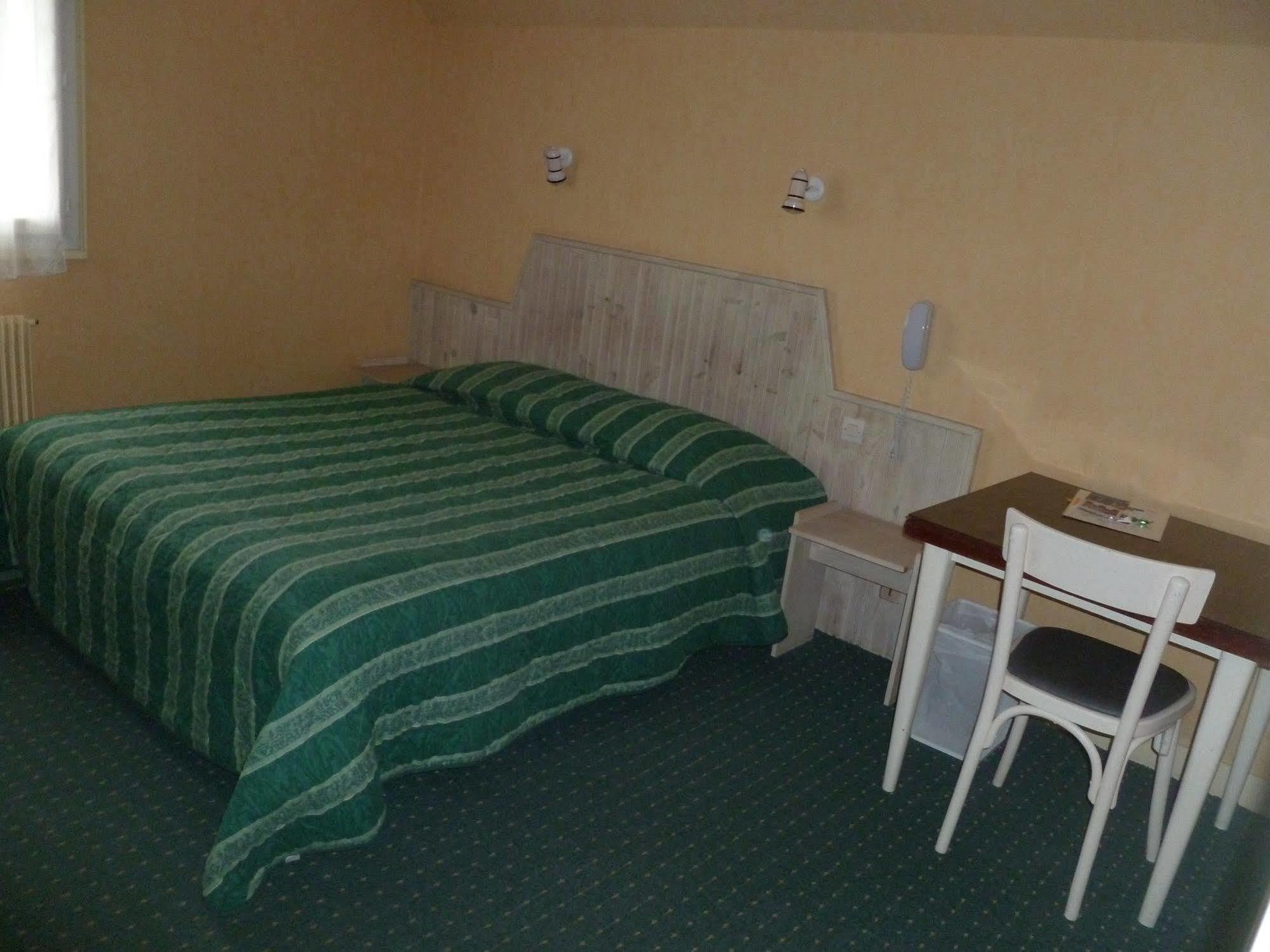 Hotel Rive Sud Chinon Ngoại thất bức ảnh